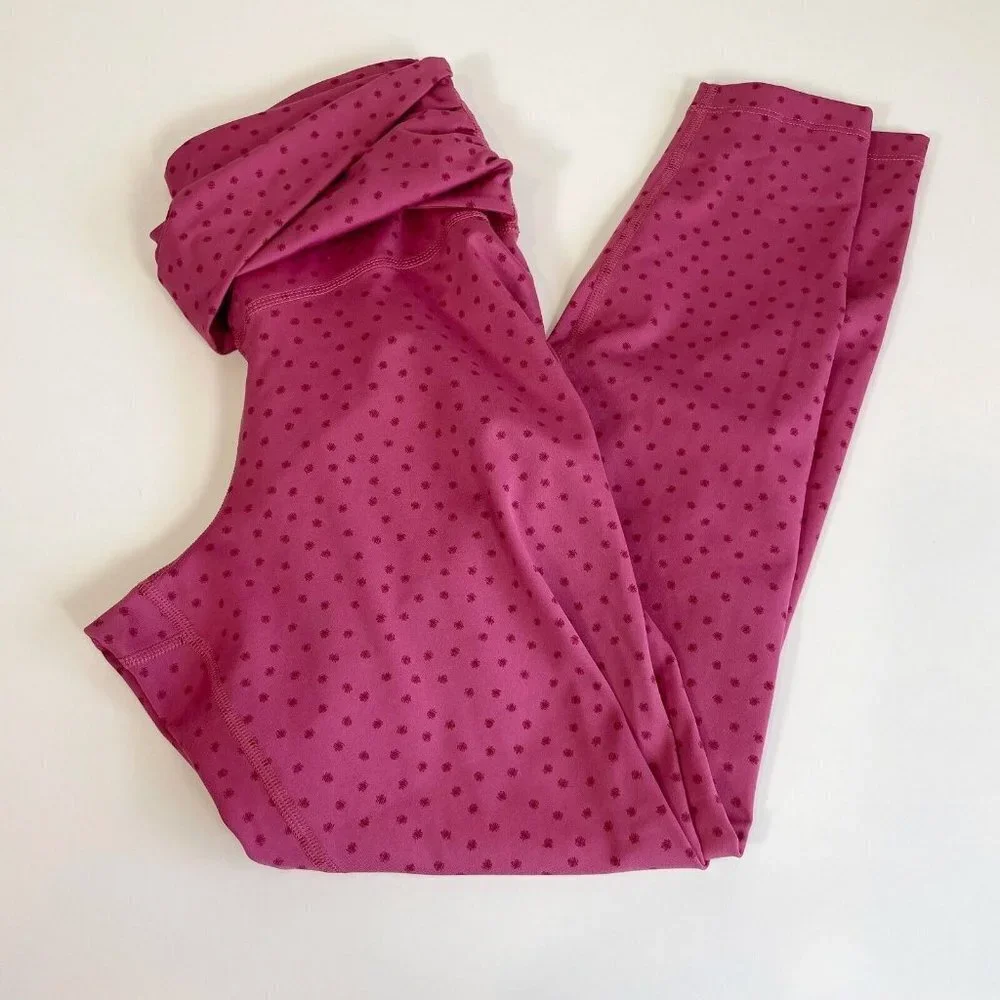 Nike Womens Yoga Dot Twist 7/8‎ Capri Tights Pink Size M Athletic CZ9144-633